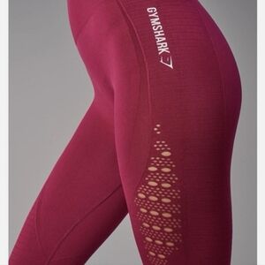 Gymshark Seamless Energy High Waisted Leggings Women’s Medium Beet Color Cropped